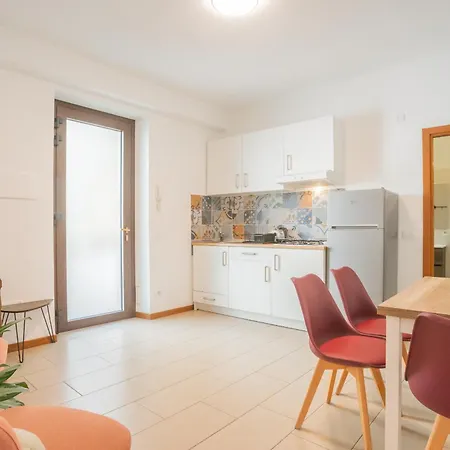 Апартаменты 2 Bedroom On The Комо