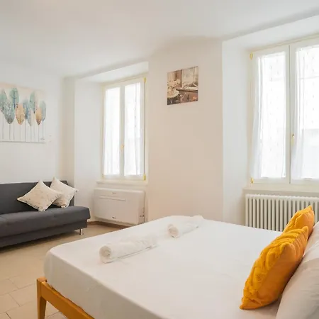 2 Bedroom On The Apartmán Como